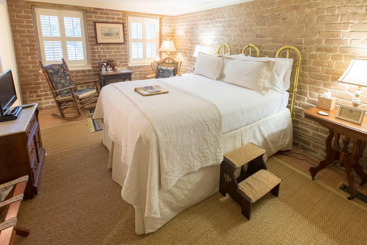 Ballastone Inn Savannah Extérieur photo